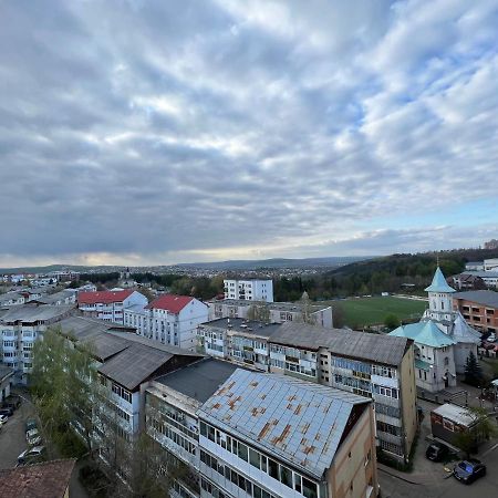Sunny Luxury Home G. Enescu Suceava Luaran gambar