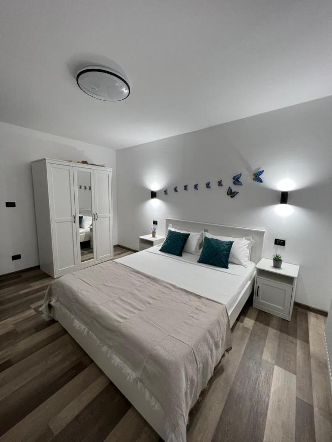 Sunny Luxury Home G. Enescu Suceava Luaran gambar