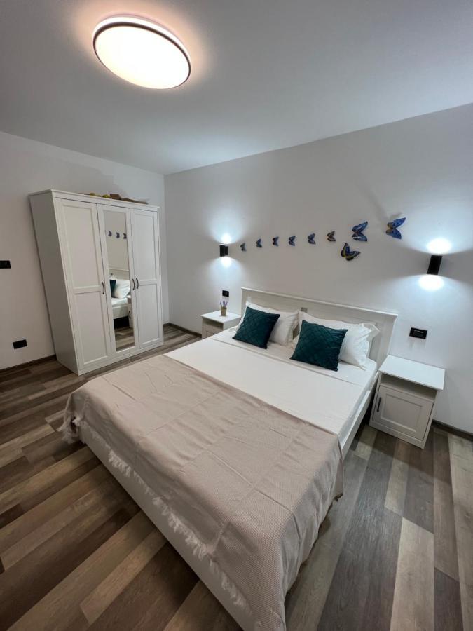 Sunny Luxury Home G. Enescu Suceava Luaran gambar
